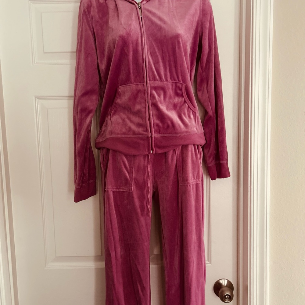 Y2K track suit